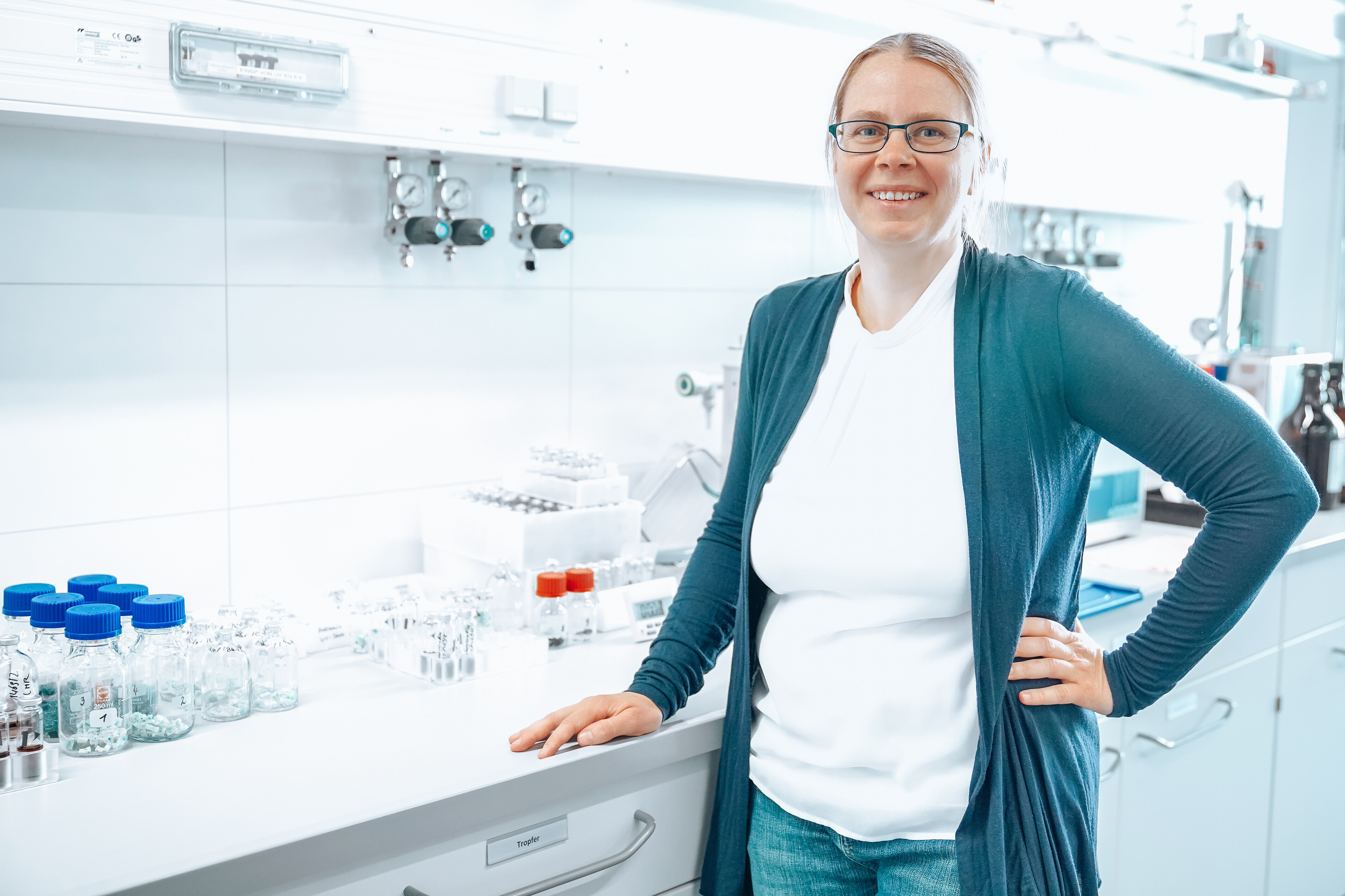 Dr. Maria Riedel