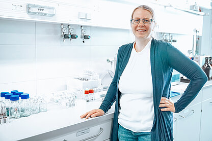 Dr. Maria Riedel